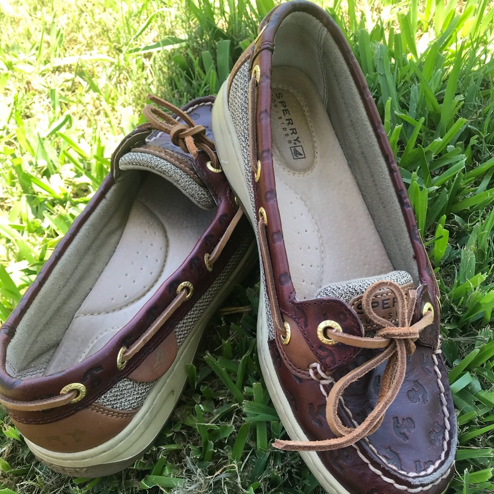 Sperry Top-Sider size 6
